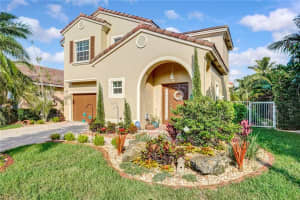 913 NW 126th Terrace, Coral Springs, FL 33071, Sold 11/25/19
