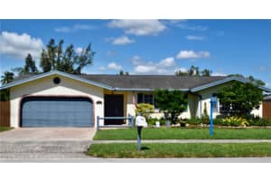 8103 SW 30th St, Davie, FL 33328, Sold 01/10/20