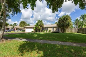 8711 SW 51st Ct, Cooper City, FL 33328, Sold 11/22/19