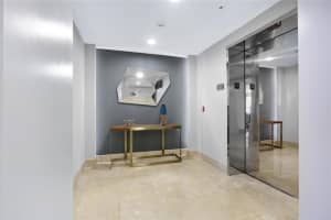 715 Bayshore Dr, Fort Lauderdale, FL 33304, Sold 01/17/20
