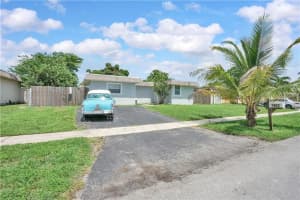 7902 NW 68th Ave, Tamarac, FL 33321, Sold 12/16/19