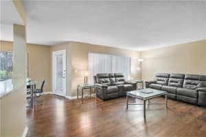 815 W Boynton Beach Blvd, Boynton Beach, FL 33426, Sold 12/17/19