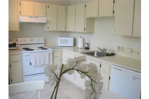 10827 NW 8th St, Pembroke Pines, FL 33026, Sold 04/03/20