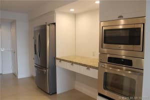 600 Grapetree Dr APT 5GN, Key Biscayne, FL 33149, Sold 06/17/20