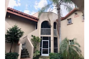 8886 SW 3rd St, Pembroke Pines, FL 33025, Sold 01/16/20