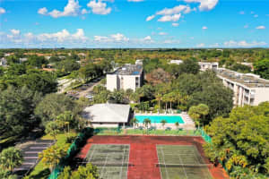 1075 Riverside Dr, Coral Springs, FL 33071, Sold 01/22/20