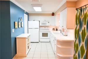 10201 NW 82nd St, Tamarac, FL 33321, Sold 12/05/19