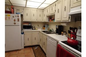959 SE 2nd Ave, Deerfield Beach, FL 33441, Sold 12/02/19