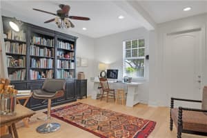 2211 NE 9th Ave, Wilton Manors, FL 33305, Sold 12/30/19