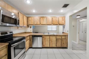 7380 NW 1st St, Plantation, FL 33317, Sold 03/16/20