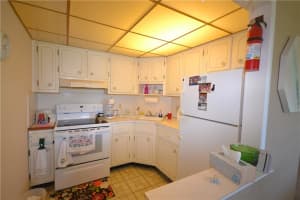 5200 NE 24th Terrace Apt C212, Fort Lauderdale, FL 33308, Sold 12/05/19