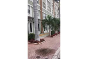 533 NE 3rd Ave, Fort Lauderdale, FL 33301, Sold 03/26/20