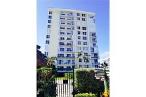 800 SE 20th Ave, Deerfield Beach, FL 33441, Sold 11/23/20