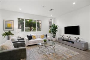 1045 NE 18th Ave, Fort Lauderdale, FL 33304, Sold 03/05/20