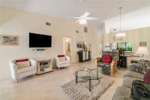 5213 E Lakes Dr, Pompano Beach, FL 33064, Sold 04/14/20