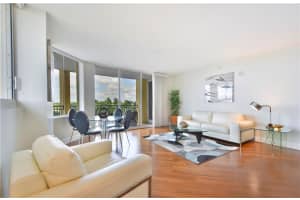 2001 N Ocean Blvd #402s, Fort Lauderdale, FL 33305, Sold 04/03/20