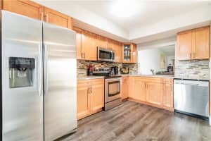 923 NW 79th Terrace, Plantation, FL 33324, Sold 12/23/19
