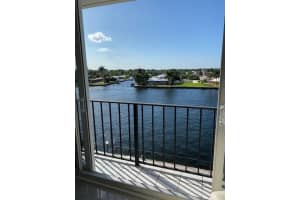521 N Riverside Dr, Pompano Beach, FL 33062, Sold 02/16/21