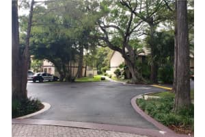 3040 S Oakland Forest Dr APT 2603, Oakland Park, FL 33309, Sold 06/23/20