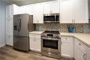 2267 NE 9th Ave, Wilton Manors, FL 33305, Sold 02/05/20