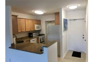 390 N Federal Hwy, Deerfield Beach, FL 33441, Sold 06/24/20