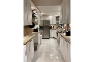 659 W Oakland Park Blvd, Wilton Manors, FL 33311, Sold 12/06/19