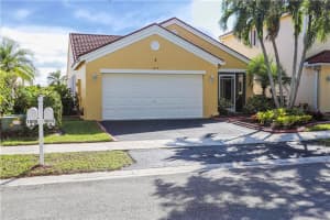 1613 Salerno Cir, Weston, FL 33327, Sold 01/15/20