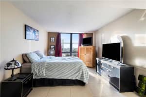 3031 N Ocean Blvd, Fort Lauderdale, FL 33308, Sold 02/04/20