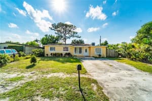 915 Tripp Dr, West Palm Beach, FL 33413, Sold 03/26/20