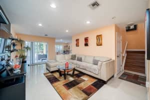 4123 Eastridge Cir, Pompano Beach, FL 33064, Sold 02/10/20