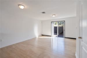 7960 NW 10th St #33g, Miami, FL 33126, Sold 01/24/20