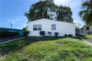 1065 W 26th Ct, West Palm Beach, FL 33404, Sold 04/21/20