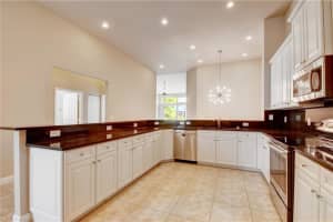 806 W Village Cir, Davie, FL 33325, Sold 02/07/20