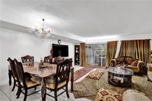 7100 NW 169th St, Hialeah, FL 33015, Sold 03/25/21