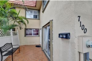 7100 NW 169th St, Hialeah, FL 33015, Sold 03/25/21