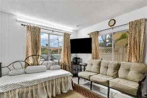 7100 NW 169th St, Hialeah, FL 33015, Sold 03/25/21