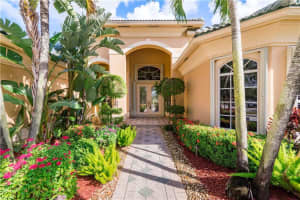 6874 NW 126th Ave, Tamarac, FL 33321, Sold 08/25/20