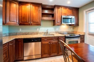 3010 NE 16th Ave, Oakland Park, FL 33334, Sold 02/03/20