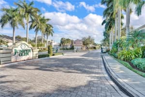 6851 NW 34th St, Margate, FL 33063, Sold 01/17/20