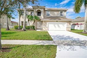 19333 NW 23rd St, Pembroke Pines, FL 33029, Sold 02/14/20
