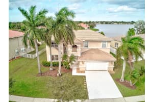 19333 NW 23rd St, Pembroke Pines, FL 33029, Sold 02/14/20