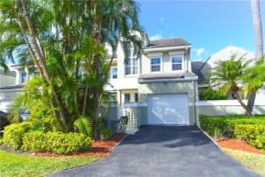 57 N Lakeshore Dr, Hypoluxo, FL 33462, Sold 05/29/20