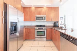 315 NE 3rd Ave, Fort Lauderdale, FL 33301, Sold 05/13/21