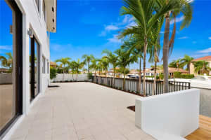 7 Fort Royal Isle, Fort Lauderdale, FL 33308, Sold 02/28/20