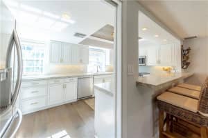 2000 S Ocean Blvd APT Y10, Delray Beach, FL 33483, Sold 04/24/20