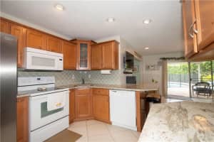 4130 NW 113th Ave, Coral Springs, FL 33065, Sold 02/12/20