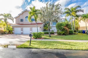 19850 NW 9th Dr, Pembroke Pines, FL 33029, Sold 04/07/20
