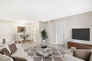 3040 NE 16th Ave, Oakland Park, FL 33334, Sold 01/24/20