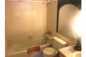 659 W Oakland Park Blvd, Wilton Manors, FL 33311, Sold 02/07/20