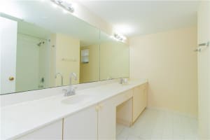 4255 N University Dr, Sunrise, FL 33351, Sold 01/31/20